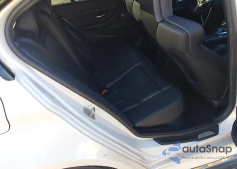 2015 BMW M3 z USA, uszkodzony, nr VIN WBS3C9C53FP805175